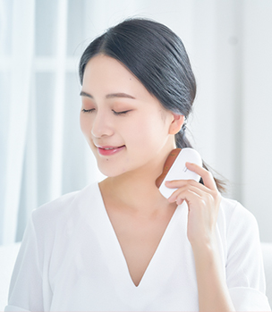 乘坐飞机，颈椎难受， 推刮颈椎